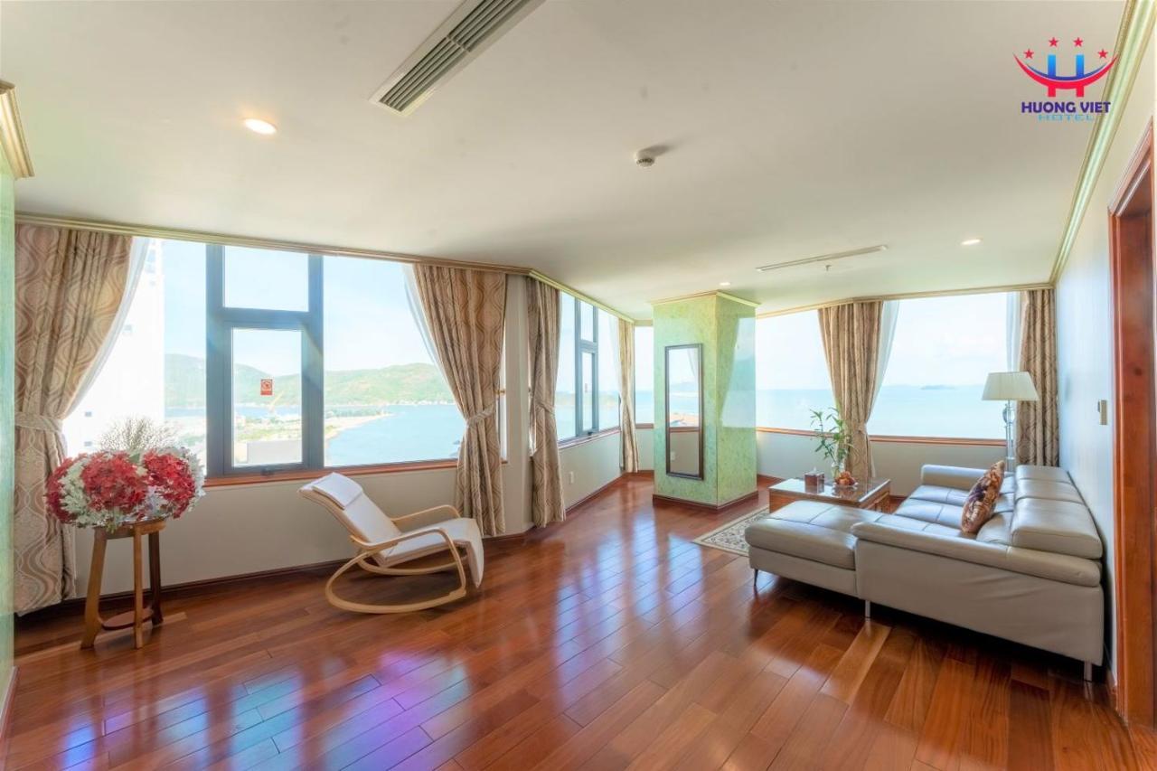 Huong Viet Hotel Quy Nhon - Beachfront Екстериор снимка