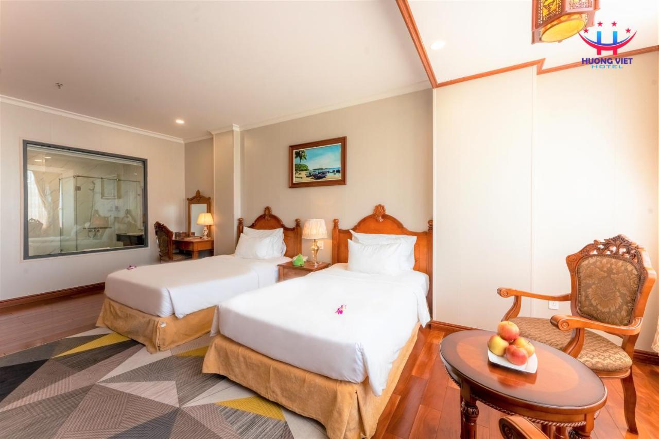 Huong Viet Hotel Quy Nhon - Beachfront Екстериор снимка