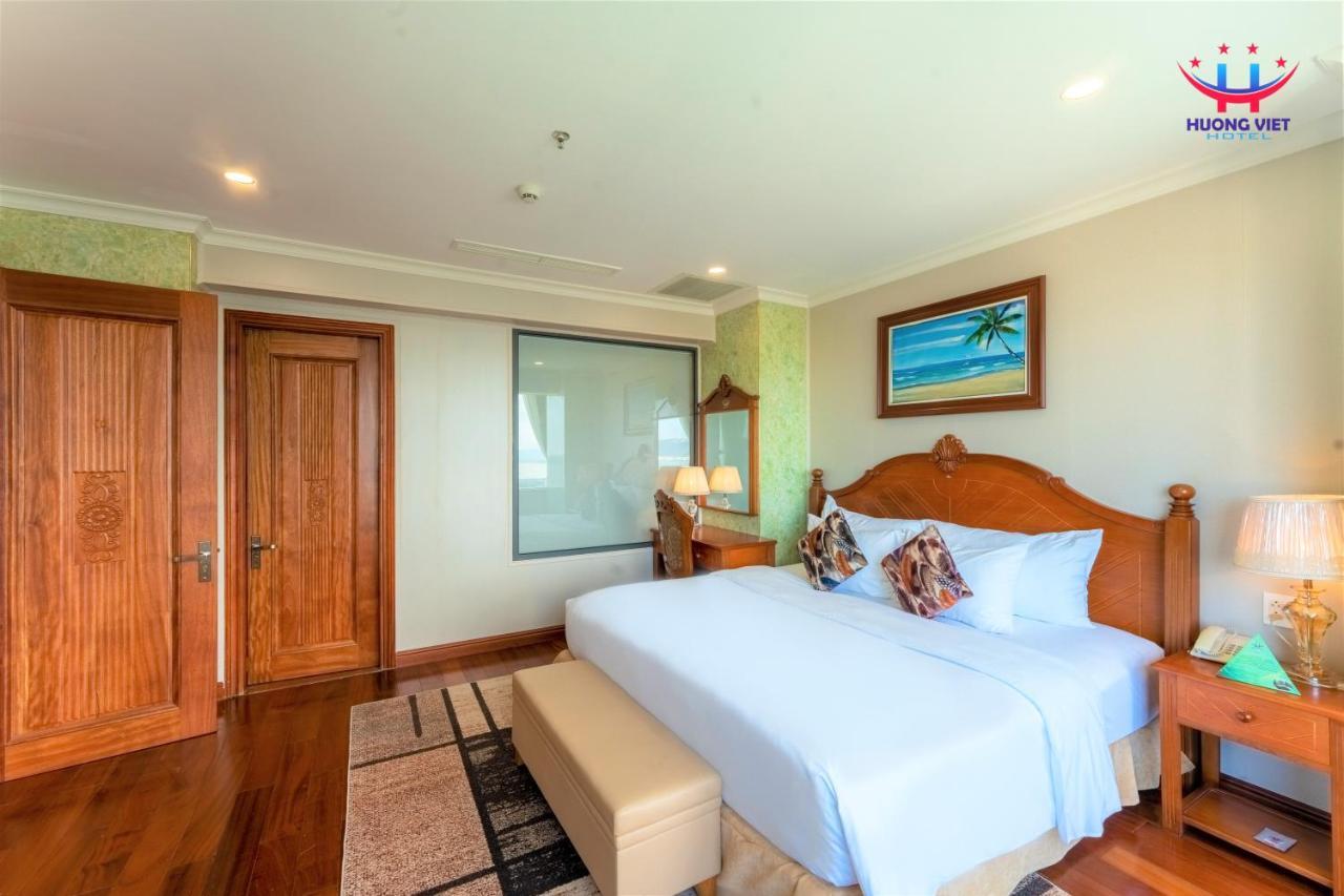 Huong Viet Hotel Quy Nhon - Beachfront Екстериор снимка
